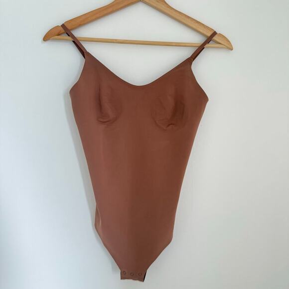COS Control Bodysuit Size 6 Nude Beige | Sculpting Shapewear Neutral Minimalist - Picture 2 of 8